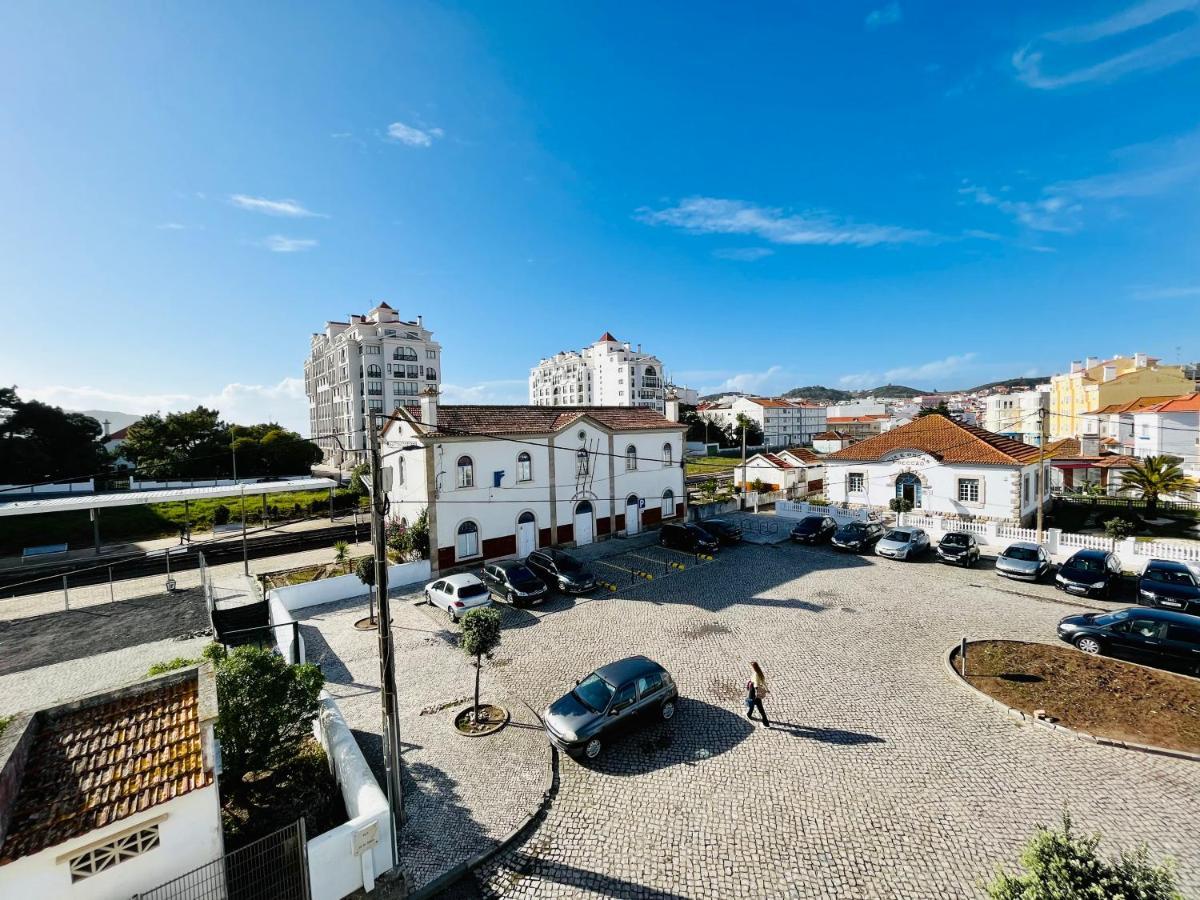 Casa Da Estacao_Sao Martinho Do Porto Apartment Exterior photo